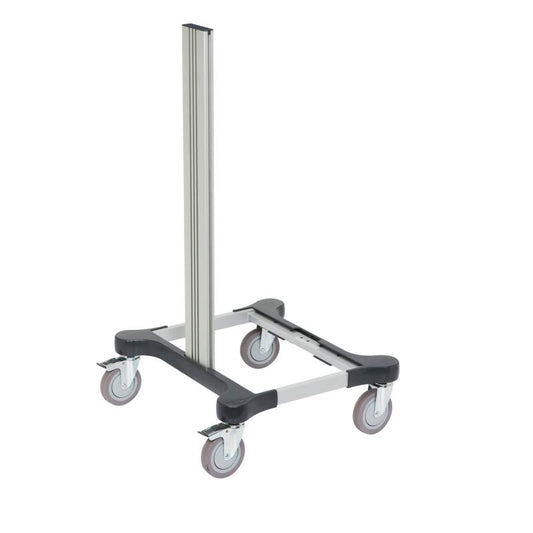 Das Produkt "TASKI Chassis Micro, Grundgestell klein" von Diversey Deutschland GmbH & Co. OHG ist ein kompaktes, mobiles Equipment-Grundgestell mit vier Lenkrollen und zentralem Pfosten auf weißem Hintergrund.