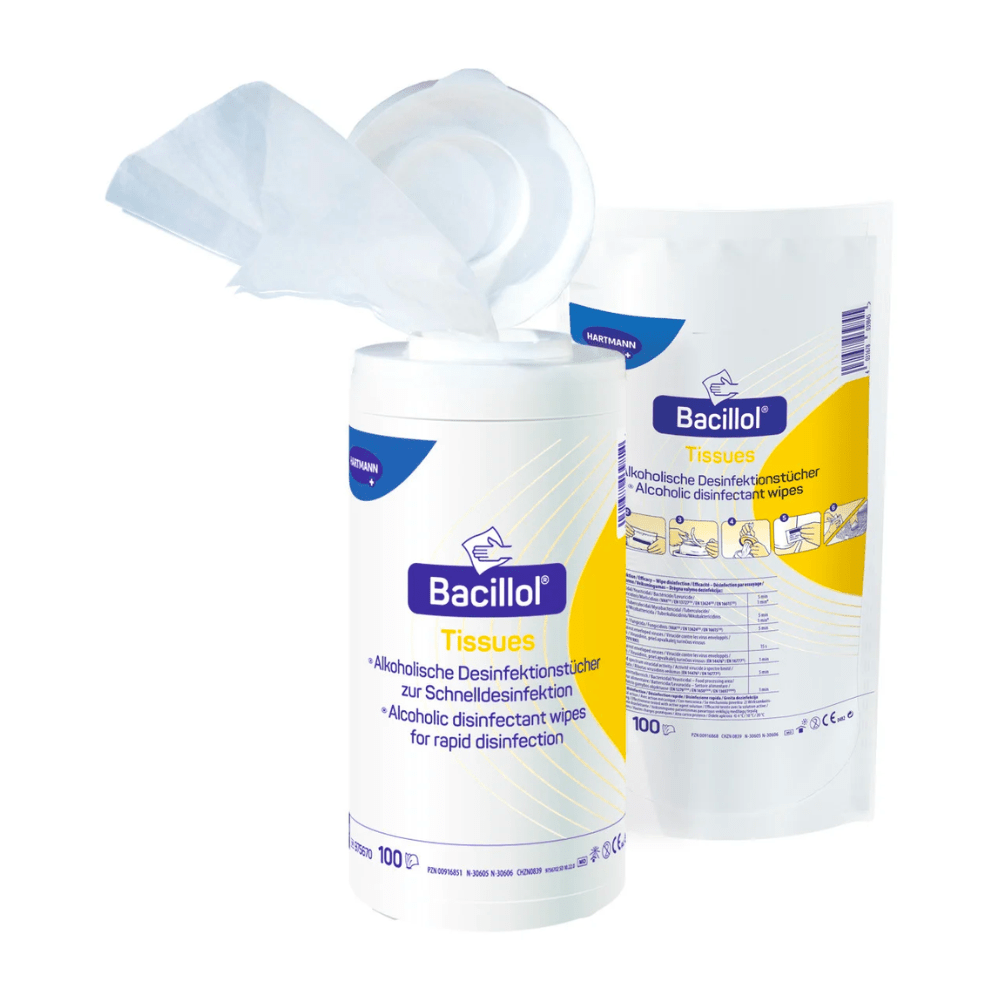 Un envase de toallitas desinfectantes con alcohol BODE Bacillol® AF, con la tapa abierta y una toallita parcialmente extraída, junto al embalaje del producto, en el que figuran las instrucciones de uso y el contenido. Marca: Paul Hartmann AG