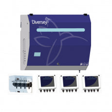 Die DF10M (IoC) 6 Pumpen Haupteinheit von Diversey Deutschland GmbH & Co. OHG ist ein blaugraues, wandmontiertes Dosiersystem mit Logo, Steuermodulen und einer Komponente mit vier Ventilen für bis zu 8 Waschmaschinen in Wäschereien.