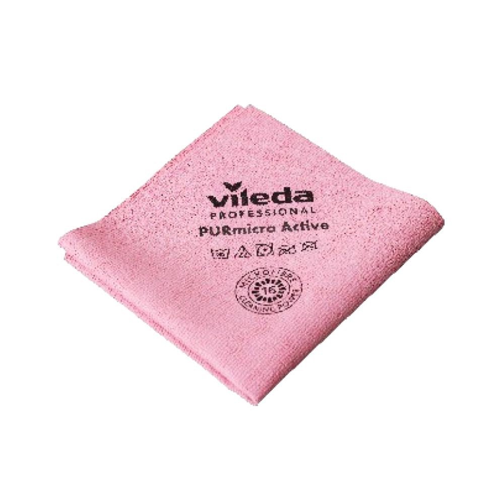 El paño de microfibra PURmicro Active de Vileda GmbH Professional es un paño de limpieza de color rosa que lleva símbolos de reciclaje e instrucciones de cuidado. Ligeramente doblado, ofrece una textura limpia y suave, perfecta para una limpieza sin marcas.