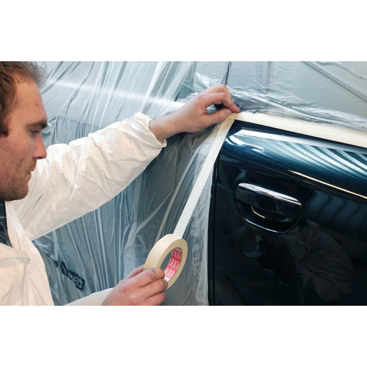 tesa Professional Easy Protect Standard 4394, 300 m x 4 m, white/transparent – Application