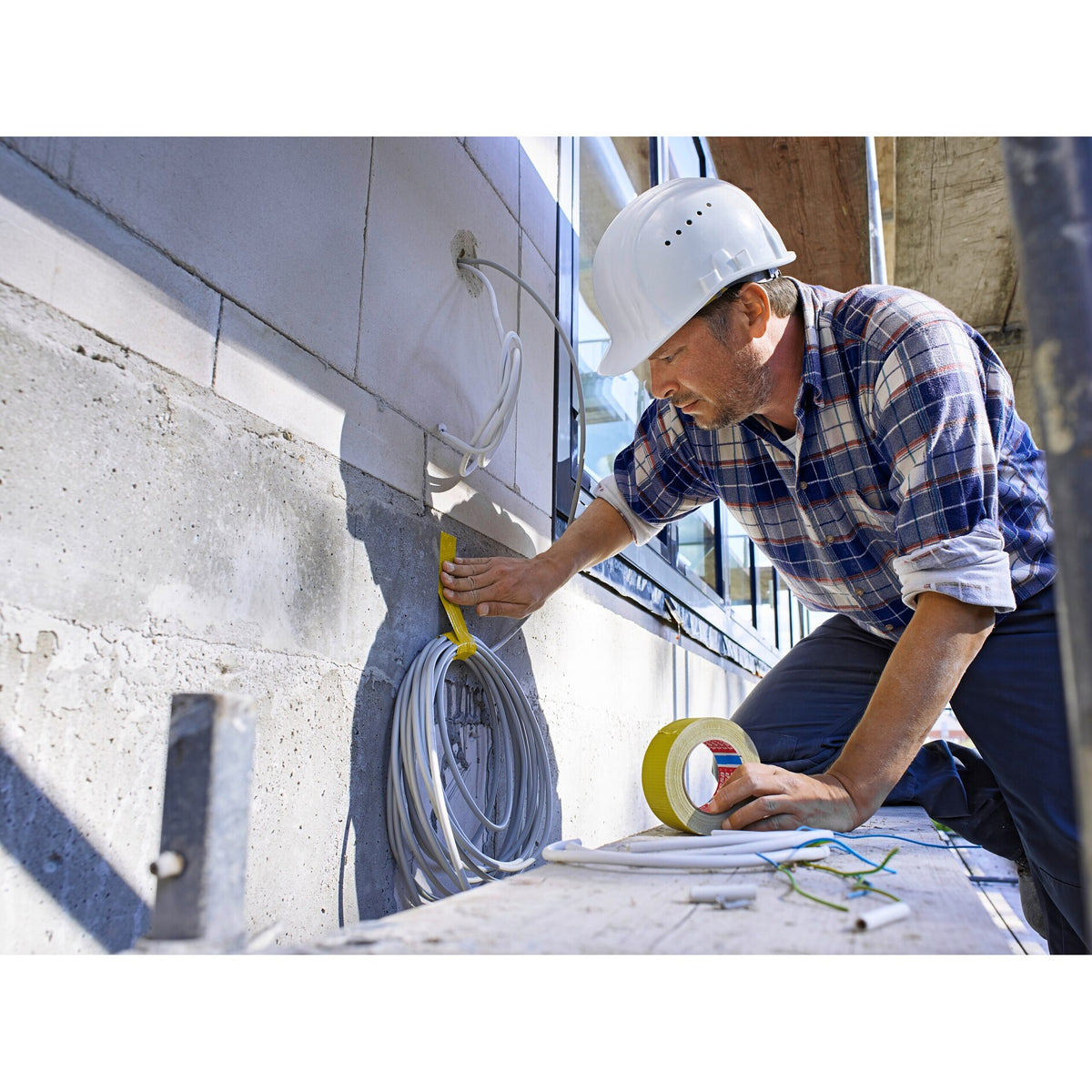 tesa Professional 4662 Concrete Tape, 50 m x 48 mm, yellow – Applications