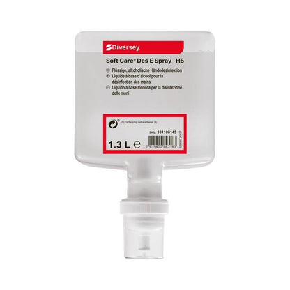 El Soft Care Des E Spray H5 desinfectante de manos de 1,3 litros de Diversey Deutschland GmbH & Co. OHG cuenta con un etiquetado multilingüe, un código de barras visible en la parte frontal y es ideal para llevar en forma de spray práctica.