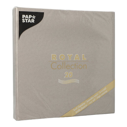 Avbildet er en beige pakke PAPSTAR GmbH 20 servietter "ROYAL Collection" 1/4-brett (40x40 cm), perfekt for stilfull borddekorasjon. På forsiden står produktnavnet i gull-hvitt, serviettene er pakket i klar plastfolie.