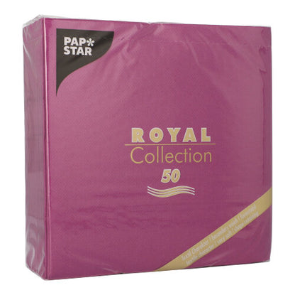 Eine Packung mit 50 PAPSTAR Servietten "ROYAL Collection" 1/4-Falz 40 x 40 cm in lila von PAPSTAR GmbH. Die Verpackung hat goldene und weiße Schrift und ein dreieckiges schwarzes Etikett in der oberen linken Ecke.