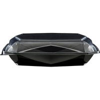El recipiente para alimentos Octaview® L negro/transparente de APET, de 225 x 225 x 65, de la empresa Duni GmbH, se muestra vacío con la tapa transparente bien cerrada, fotografiado de frente sobre un fondo blanco. Paquete (100 unidades).