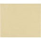 Vista desde arriba de un papel de envolver de hierba Bloom Mini (345x290 mm) de Duni GmbH sin imprimir, texturizado, de color beige claro, papel de hierba natural con motas sutiles; el paquete contiene 1000 piezas.