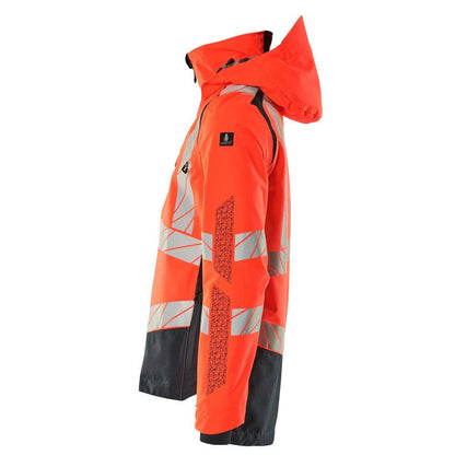 Chaqueta rígida con forro ligero.