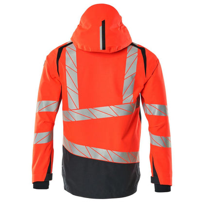 Chaqueta rígida con forro ligero.