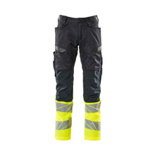 Pantalones con bolsillos en las rodillas, pantalones con inserciones elásticas.