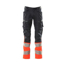 Pantalones con bolsillos en las rodillas, pantalones con inserciones elásticas.