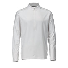 Camiseta de manga larga con cremallera corta.