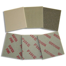 Esponja de lijado manual 3M™, 90 mm x 100 mm x 5 mm, mediana | Paquete (50 piezas)