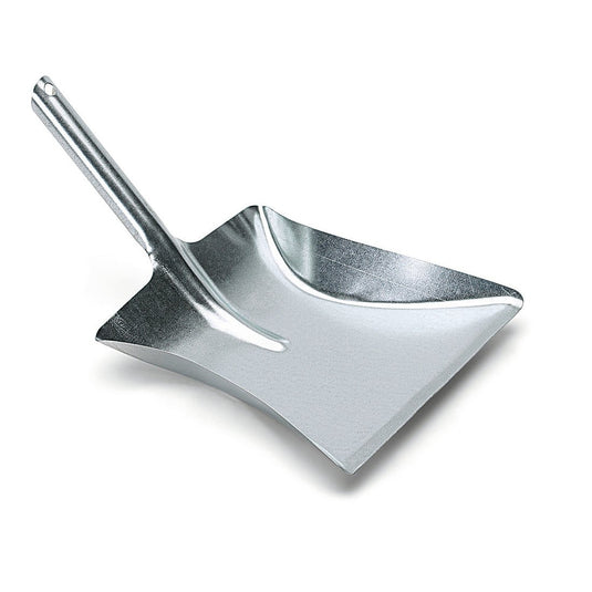 La pala recogedora de metal galvanizado Nölle Profi Brush (39 x 24 cm, mango tipo Düll) de Nölle Profi Brush Bürsten- & Pinseltechnik e.K. cuenta con un mango corto y angulado, bordes elevados y un orificio para colgarla; se muestra sobre un sencillo fondo blanco.