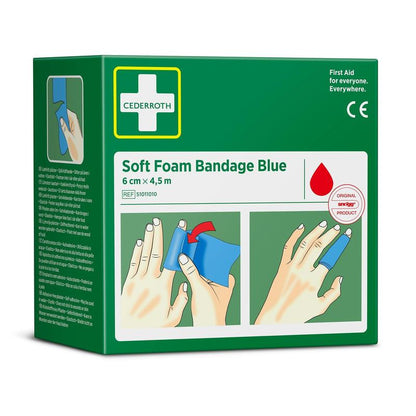 En una caja verde con la inscripción "Cederroth venda de espuma blanda azul 6 cm x 4,5 m | Paquete (1 pieza)" de Orkla Wound Care AB hay imágenes de una mano que envuelve y lleva la venda de espuma azul alrededor de los dedos.