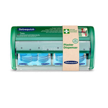 Ein durchsichtiger Salvequick-Pflasterspender von Orkla Wound Care AB mit sichtbaren blauen detektierbaren Pflastern im Inneren, eingewickelt in eine braune Papierbanderole mit der Aufschrift "Salvequick Pflasterspender, blau detektierbar | Packung (1 Stück)".
