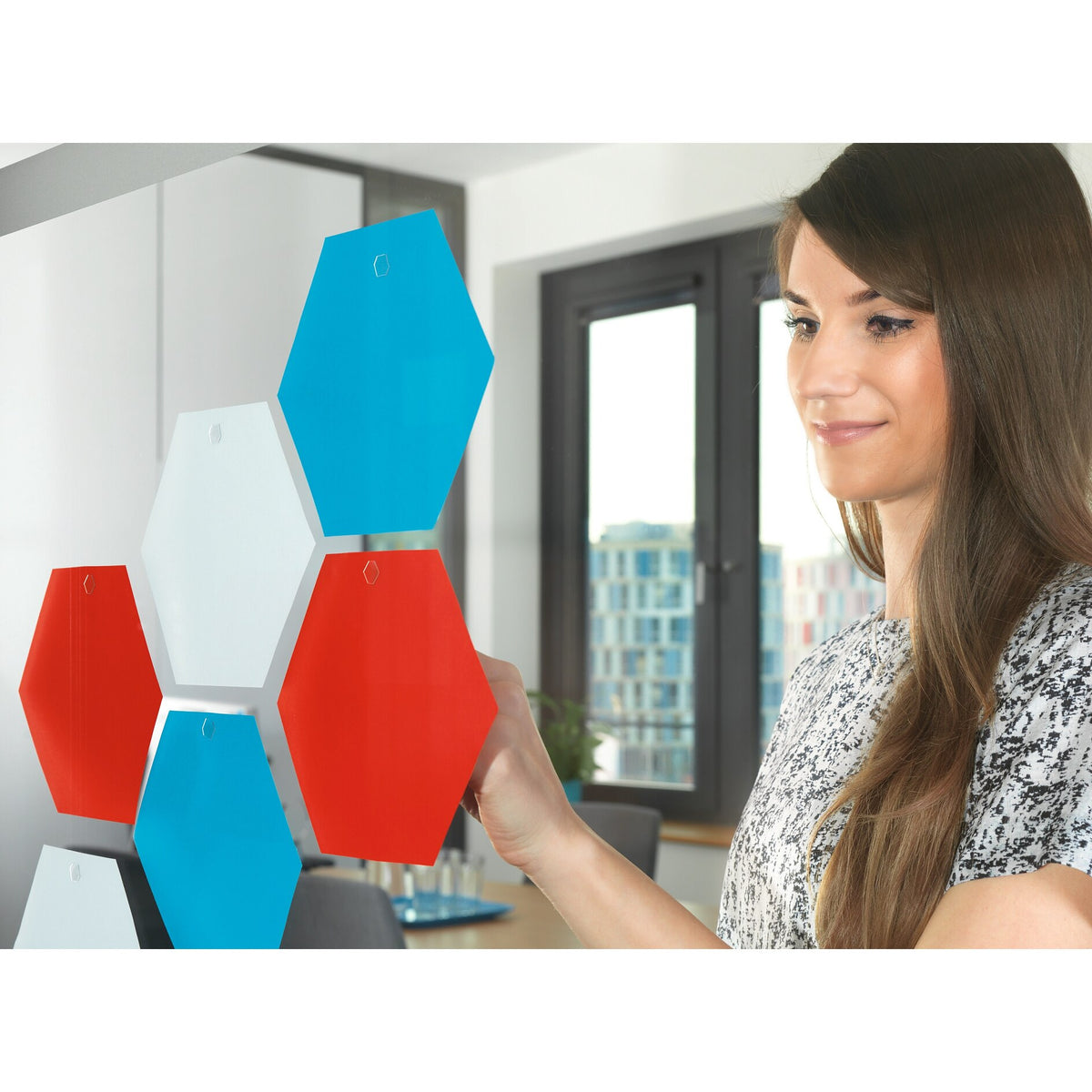 tesa Tack Transparent Adhesive Pads – How to Use