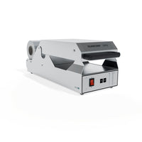 La selladora DF20 —semiautomática, con 1 casete DF10/DF20 incluido, de Duni GmbH—, con control digital y mango negro, es ideal para sellar envases y está lista para cerrar bandejas de alimentos.