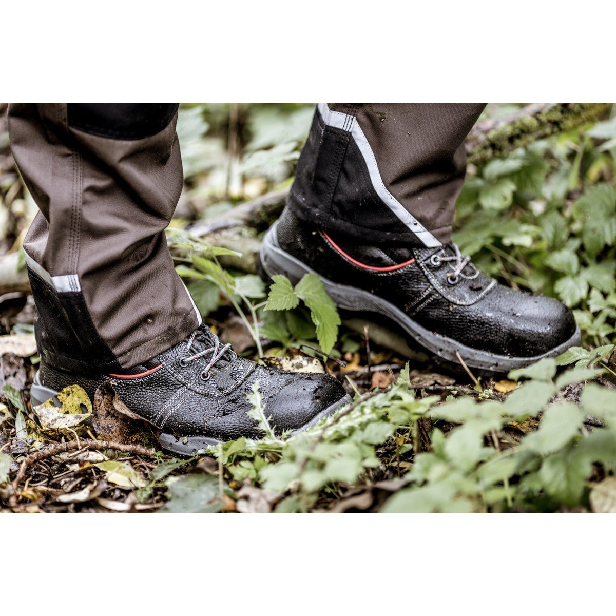 NITRAS STEP MID MF, S3 safety boots, mid-height, black