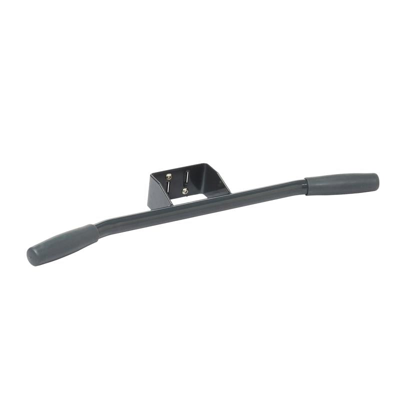 Der TASKI Stossbügel klein, Griff klein von Diversey Deutschland GmbH & Co. OHG ist ein kompakter schwarzer Metallbügel mit ergonomischem Griff und gummierten Enden sowie einer zentralen Halterung zur einfachen Wand- oder Aufputzmontage. Packung: 1 Stück.