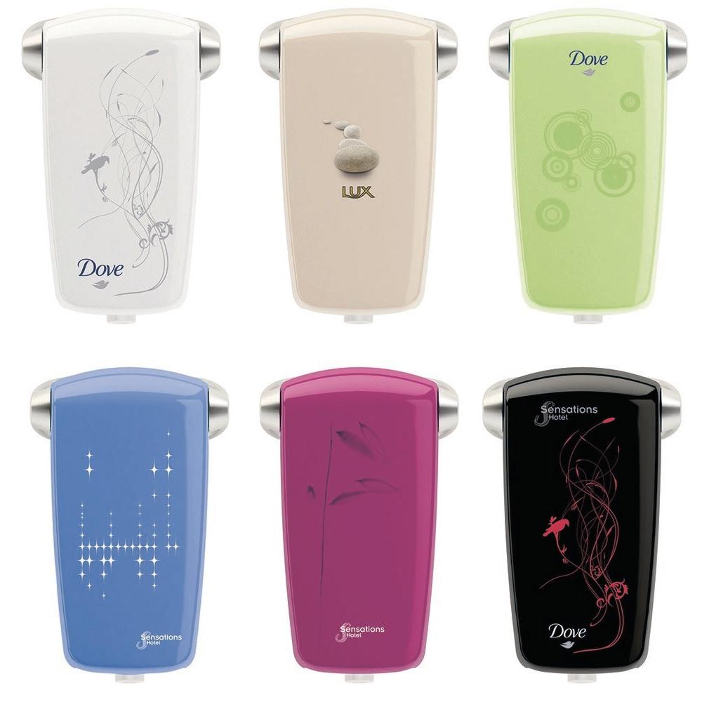 Seis dispensadores de jabón con cubierta de plástico única para la personalización de Diversey Deutschland GmbH & Co. OHG están dispuestos en dos filas, con diferentes patrones y colores para una verdadera personalización (1 pieza por cubierta de plástico).