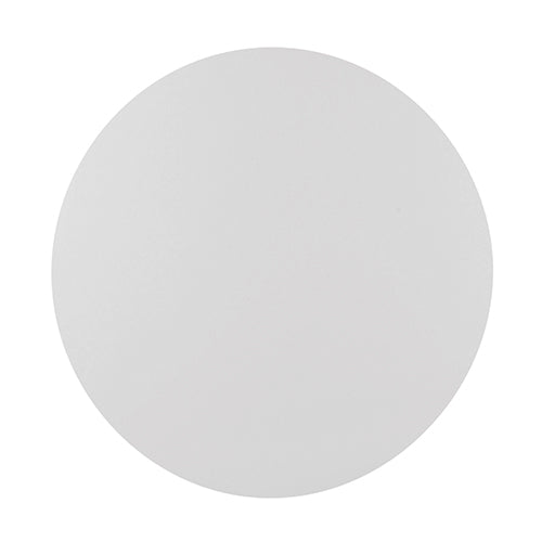 The 100 cake bases of PAPSTAR GmbH are round, white cake bases made of cardboard with a smooth edge, which look like simple white circles on a white background.
