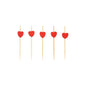 Fünf PAPSTAR 100 Fingerfood - Picker der PAPSTAR GmbH sind auf weißem Hintergrund aufgereiht, jeweils mit einem kleinen roten Herz am oberen Rand.