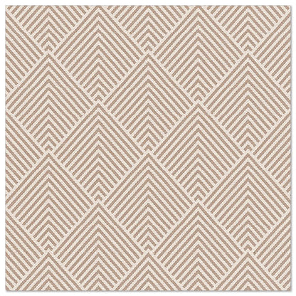 Ein quadratischer Flächenteppich mit einem sich wiederholenden geometrischen Rautenmuster in Beige und Creme, inspiriert von der strukturierten Optik der PAPSTAR 50 Servietten "ROYAL Collection" 1/4-Falz 40 x 40 cm braun von PAPSTAR GmbH.