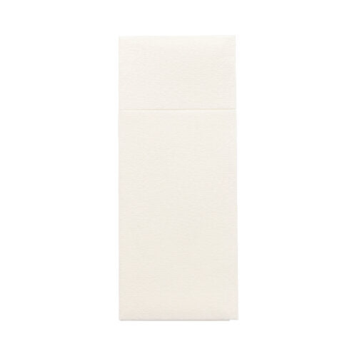 A vertical, cream-colored Starpak 480 cutlery bag envelope (Airlaid, 40 x 33 cm with cutlery fold) is depicted against a white background with a closed flap for hygienic presentation and without visible markings.
