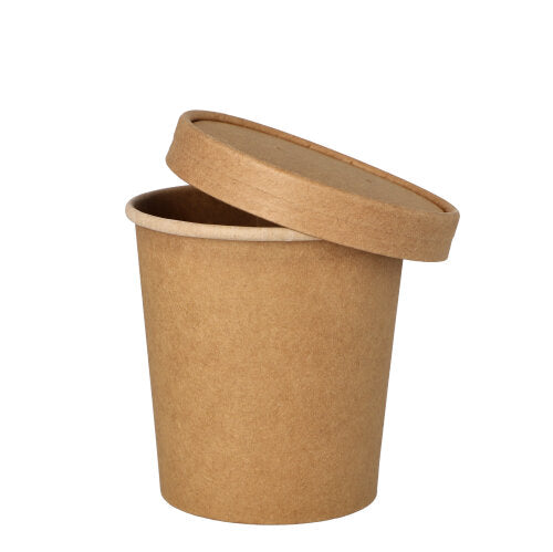 Ein PAPSTAR 25 Suppenbecher (470 ml, Ø 9,8 cm, 10 cm hoch, braun) mit passendem Deckel von PAPSTAR GmbH liegt schräg auf dem Becher, beide vor weißem Hintergrund.