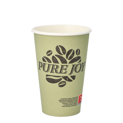 Un vaso de cartón "Pure Joy" verde claro PAPSTAR GmbH (Ø 8 cm, 11,7 cm de altura) con motivo de granos de café y una pequeña etiqueta rojo-blanca cerca de la base, representado verticalmente sobre un fondo blanco. El paquete contiene 20 tazas.