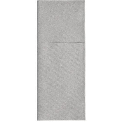 Die Starpak 100 Bestecktaschen, Airlaid 40 cm x 48 cm mit Besteckfalz, sind hellgraue, zu Dritteln gefaltete rechteckige Servietten mit einer oberen Falte – ideal für elegante Tischdekoration oder als stilvolle Bestecktaschen.