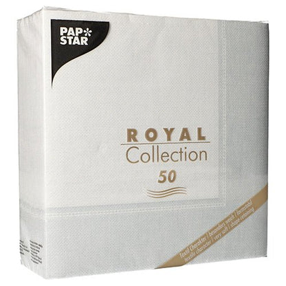 Un paquete de 50 servilletas PAPSTAR "ROYAL Collection" 1/4 pliegue, 40 x 40 cm en blanco, de PAPSTAR GmbH, con un branding llamativo y detalles de la colección en el empaque.