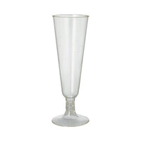 Un PAPSTAR Copas de champán «pure» de GmbH, tipo flauta, de 16,5 cm, de cristal transparente con un elegante pie; se muestran sobre fondo blanco. Empaquetadas en una caja plegable de 24 unidades.