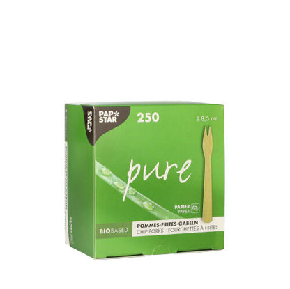 Una caja marrón "puro" de PAPSTAR GmbH contiene 250 tenedores de papel para papas fritas biodegradables, cada uno de 8,5 cm de largo. El empaque resalta su diseño ecológico basado en papel.