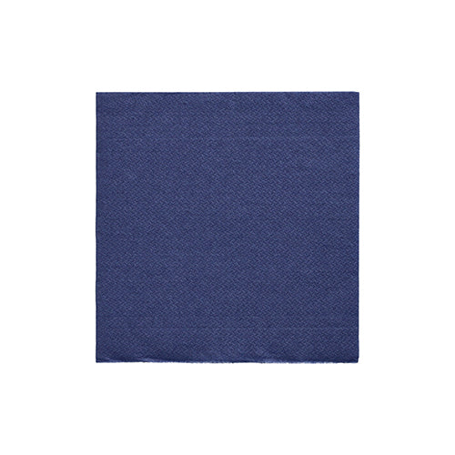 Eine dunkelblaue Serviette (24x24 cm, 1/4-Falz) aus der DAILY Kollektion der PAPSTAR GmbH, sauber geschnitten mit dezenter Struktur auf schlichtem weißem Untergrund. Packung enthält 20 Stück in Folie.
