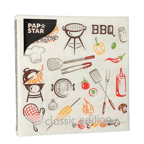PAPSTAR 20 servietter, 3-lags, 33x33cm, med BBQ-motiver som grill og kokkelue. "PAP STAR"-logo i hjørnet, "classic edition" på kanten. Fra PAPSTAR GmbH, designsett 1.