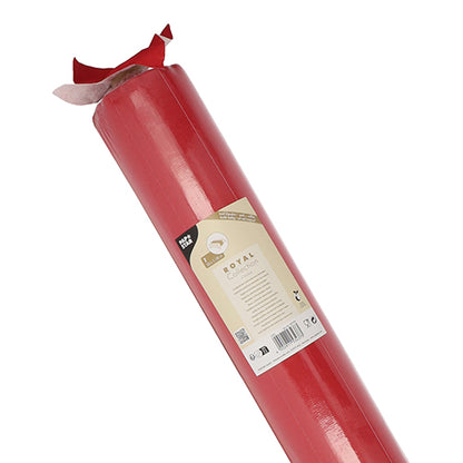 Eine Rolle Tischdecke "ROYAL Collection" der PAPSTAR GmbH, 20 m x 1,18 m, in der Farbe Rot mit beigem Etikett und teilweise aufgewickelter Oberkante, aus hochwertigem PV-Tissue Mix für eine stoffähnliche Haptik.