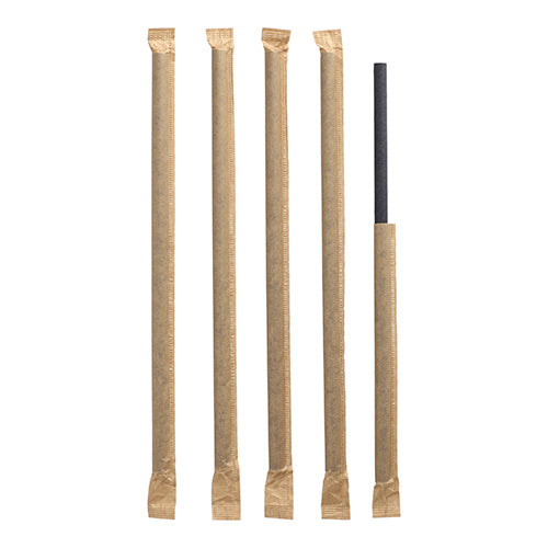 Fünf PAPSTAR Shake-Halme aus schwarzem Papier (Ø 8 mm, 25 cm) stehen vertikal: Vier sind einzeln verpackt, der rechte ist teils aus seiner Folienhülle gezogen.