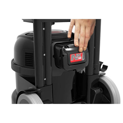 Numatic batteristøvsuger PBT230NX/1, svart, tilbehørssett AS56(2.2P) | Pakke (1 stk)