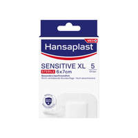 The image shows a package of Hansaplast Sensitive XL, sterile, extra-gentle on the skin, sterile wound strips from Beiersdorf AG, perfect for effective wound care. The package contains 5 strips measuring 6 cm x 7 cm. The packaging highlights the product’s skin-friendly and non-sticky properties, as well as its high absorbency.