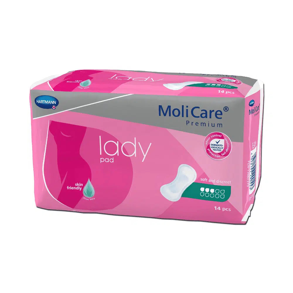 Un paquete de almohadillas Hartmann MoliCare® Premium lady pad con 14 unidades. El paquete rosa muestra una imagen del producto y está etiquetado con las palabras "suave y discreto" con una capacidad de absorción de 4 gotas, ideal para incontinencia leve, y un símbolo de "amigable con la piel". Paul Hartmann AG