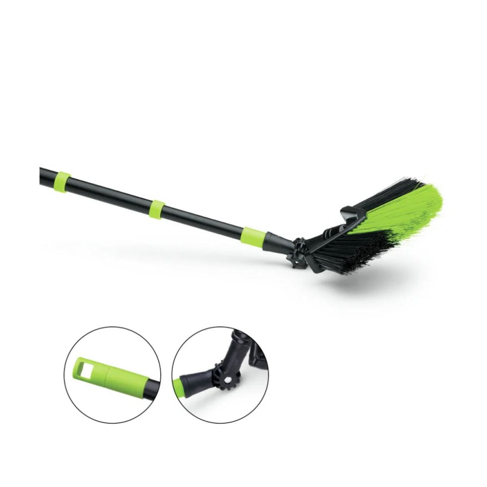 Den Nölle Profi Brush trekantkosten med teleskopskaft 130-330 cm, syntetisk (1 stk) fra Nölle Profi Brush børste- & penselteknikk e.K., har et vinklet hode, et justerbart ledd og et ergonomisk håndtak i svart og grønt.